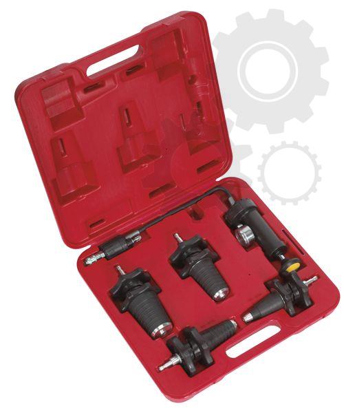 Set for cooling system tightness check