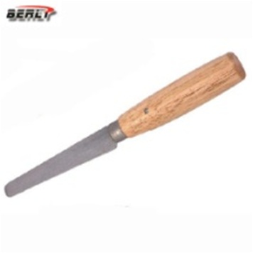 Knife for vulcanization repairs
