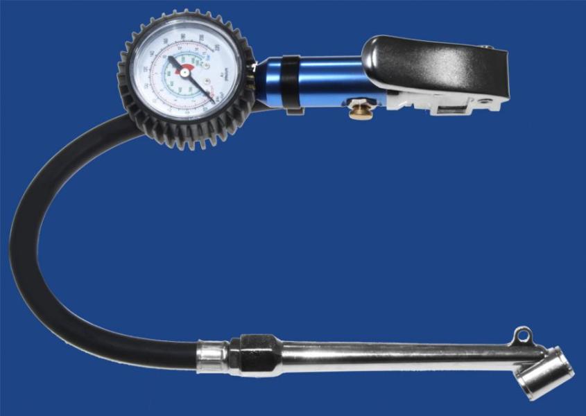 Gun for inflating tires