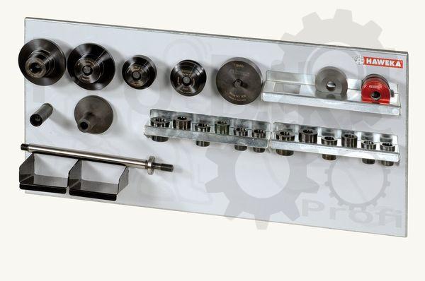 Fastening set for single-spoke rims with roller