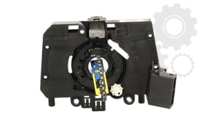 Steering gear combined switch-key